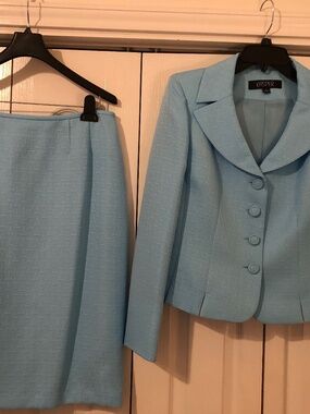 Beautiful Turquoise Skirt and Jacket